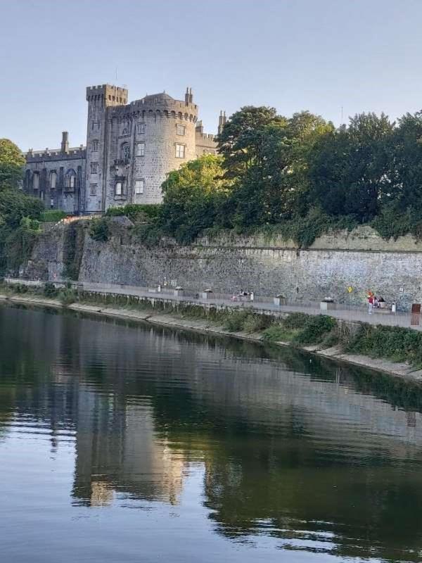 Castle Lodge Kilkenny Buitenkant foto